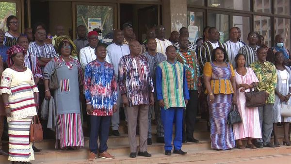 Burkina Faso Immeuble De L Ducation Les Agents Du Mesri